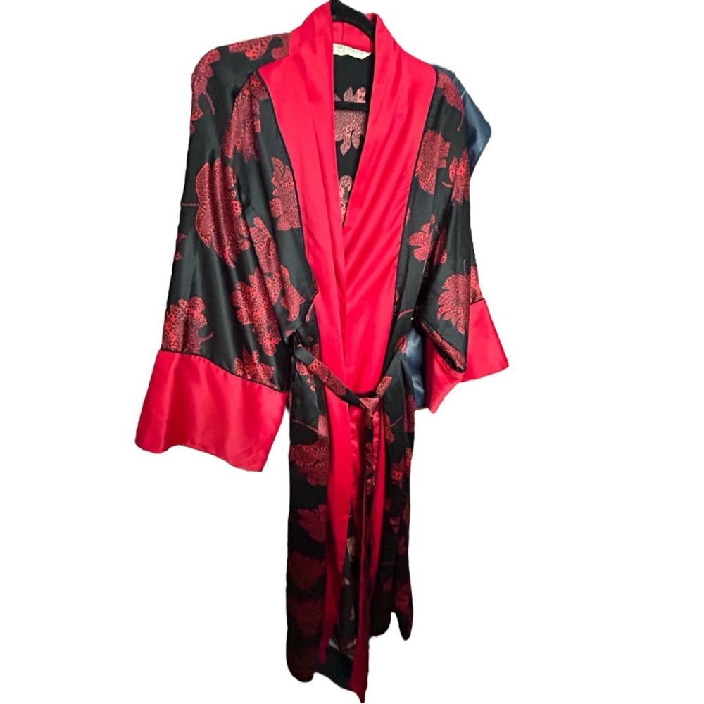 Vintage Victorias Secret Collection Black /Red Satin Robe Leaves Size Medium